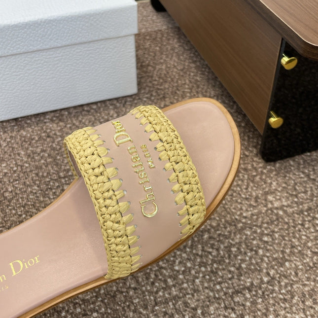 DIOR 25S D-LANE SLIDE NUDE CALFSKIN AND YELLOW BRAIDED RAFFIA