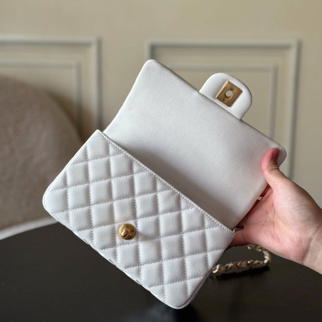 CHANEL 25S FLAP BAG 20 CM IN WHITE CAVIAR LEATHER WITH GOLD HARDWARE