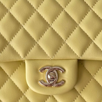 CHANEL 25S CLASSIC FLAP BAG 25 CM IN LIGHT YELLOW LAMBSKIN WITH GOLD HARDWARE