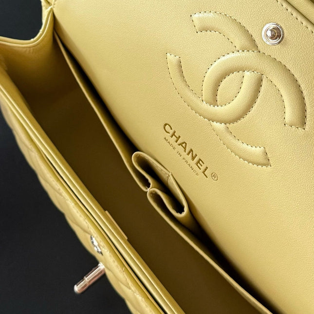 CHANEL 25S CLASSIC FLAP BAG 25 CM IN LIGHT YELLOW LAMBSKIN WITH GOLD HARDWARE