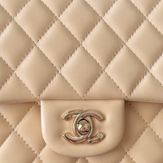 CHANEL 25S CLASSIC FLAP BAG 25 CM IN LIGHT BEIGE LAMBSKIN WITH GOLD HARDWARE