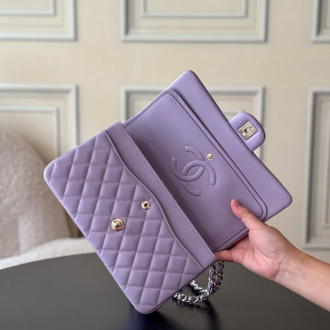 CHANEL 25S CLASSIC FLAP BAG 25 CM IN LIGHT PURPLE LAMBSKIN WITH GOLD HARDWARE