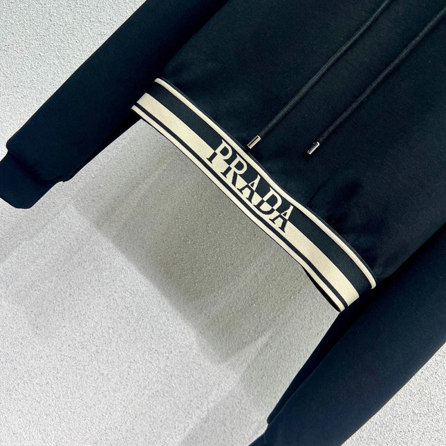PRADA FLEECE SET STYLE 14