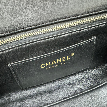 CHANEL 25S FLAP BAG 23 CM IN BLACK LAMBSKIN WITH PEARL TOP HANDLE