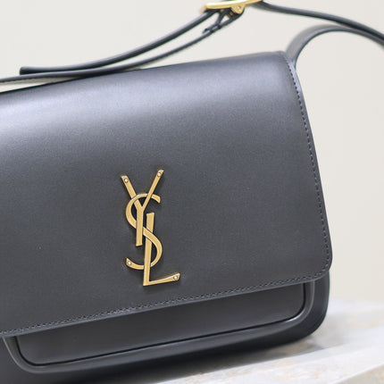 NIKI BABY 22 IN CHARCOAL GRAY CALFSKIN GOLD LOGO