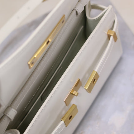 MANHATTAN SMALL 24 IN WHITE SMOOTH LAMBSKIN GOLD HARDWARE