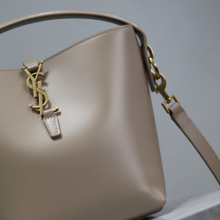 YSL 25S LE 37 BUCKET 20 IN BEIGE CALFSKIN GOLD HARDWRE