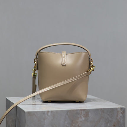 YSL 25S LE 37 BUCKET 15 IN BEIGE CALFSKIN GOLD HARDWRE