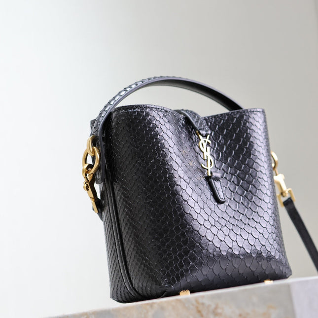 YSL 25S LE 37 BUCKET 15 IN BLACK SNAKE EMBOSSED CALFSKIN GOLD HARDWRE