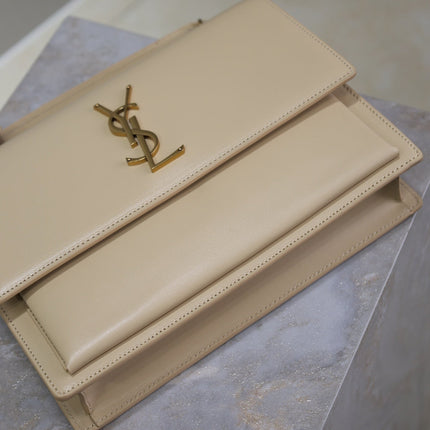YSL 25S SUNSET MM 25 IN NUDE CALFSKIN GOLD HARDWRE