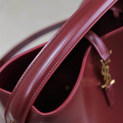 YSL 25S LE 5 À 7 BUCKET 26 IN DARK BURGUNDY CALFSKIN GOLD HARDWRE