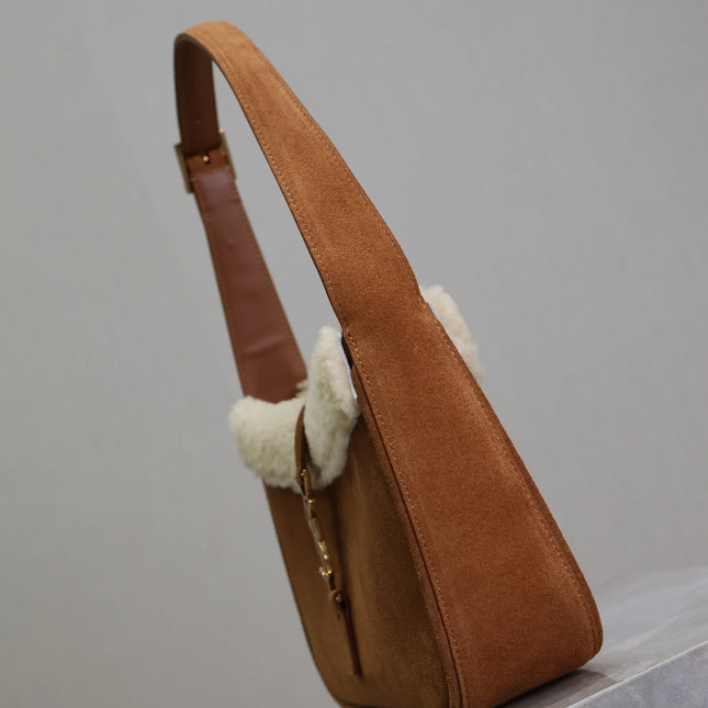 LE 5 À 7 SHOULDER BAG 25 IN BROWNIE SUEDE AND WHITE SHEARLING TRIM