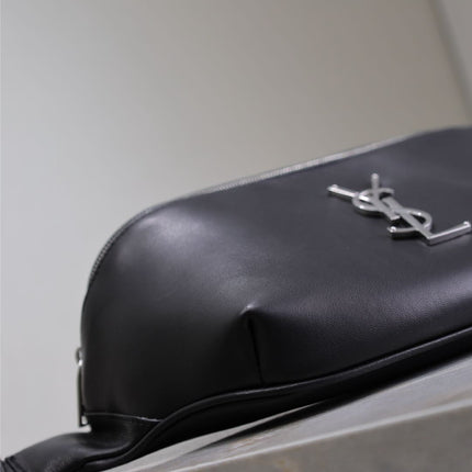 CLASSIC CROSSBODY BAG 25 IN BLACK LAMBSKIN SILVER LOGO