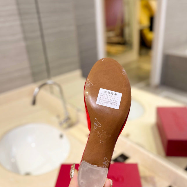 HIGH MULE 60MM IN CHERRY RED SHEEPSKIN AND TRANSPARENT PVC