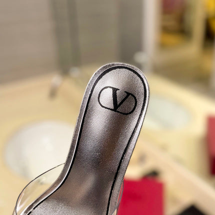 HIGH MULE 60MM IN SILVER SHEEPSKIN AND TRANSPARENT PVC