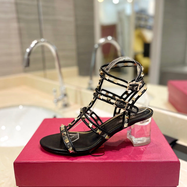 ROCKSTUD SANDAL WITH STRAP IN BLACK CALFSKIN 60 MM
