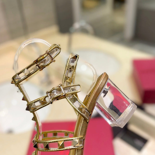 ROCKSTUD SANDAL WITH STRAP IN GOLD CALFSKIN 60 MM
