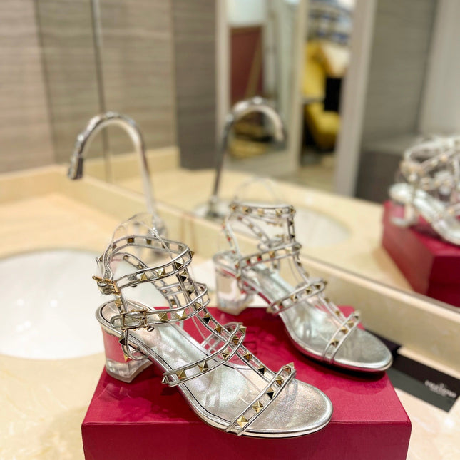 ROCKSTUD SANDAL WITH STRAP IN SILVER CALFSKIN 60 MM