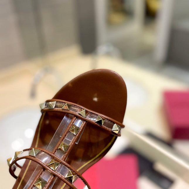 ROCKSTUD SANDAL WITH STRAP IN BRONZE BROWN CALFSKIN 60 MM