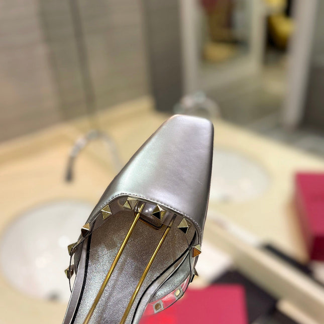 ROCKSTUD SLINGBACK IN SILVER CALFSKIN 50MM