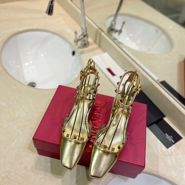 ROCKSTUD SLINGBACK IN GOLD CALFSKIN 50MM