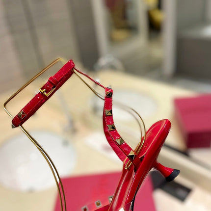 ROCKSTUD SLINGBACK IN CHERRY RED CALFSKIN 50MM