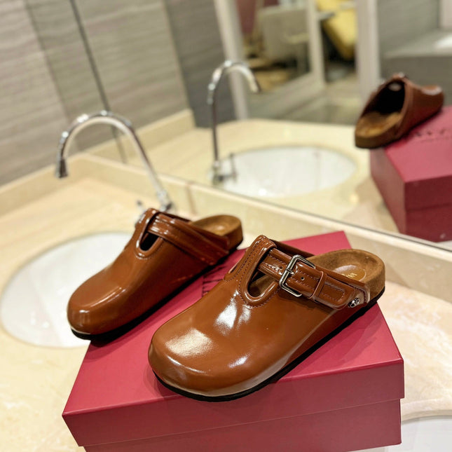 FUSSFRIEND BRONZE BROWN PATENT CALFSKIN LEATHER SABOT