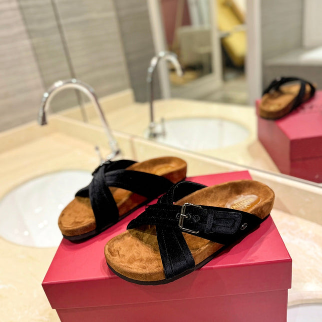 FUSSFRIEND BLACK SILK VELVET SLIDE SANDALS
