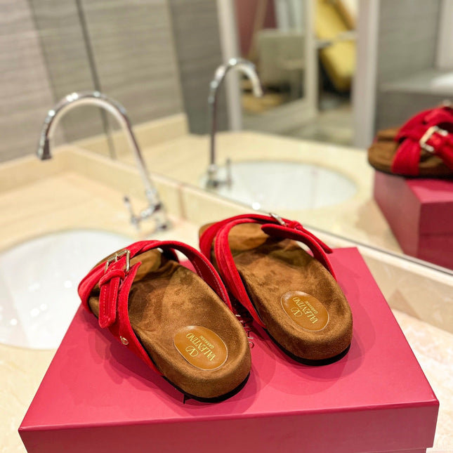 FUSSFRIEND CHERRY RED SILK VELVET SLIDE SANDALS