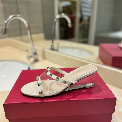 ROCKSTUD MULE SANDALS IN WHITE CALFSKIN AND TRANSPARENT PVC FILM