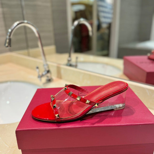 ROCKSTUD MULE SANDALS IN CHERRY RED CALFSKIN AND TRANSPARENT PVC FILM