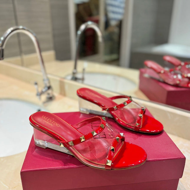 ROCKSTUD MULE SANDALS IN CHERRY RED CALFSKIN AND TRANSPARENT PVC FILM