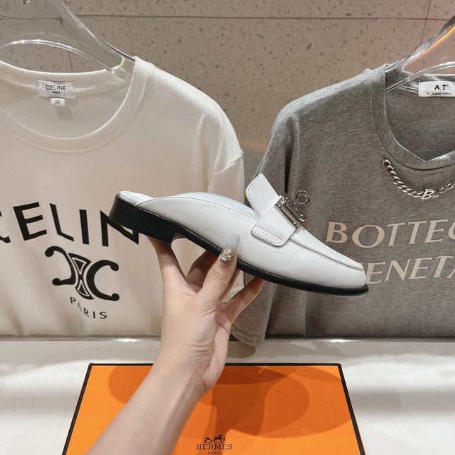 IOTA MULE WHITE CALFSKIN