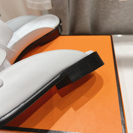 IOTA MULE WHITE CALFSKIN