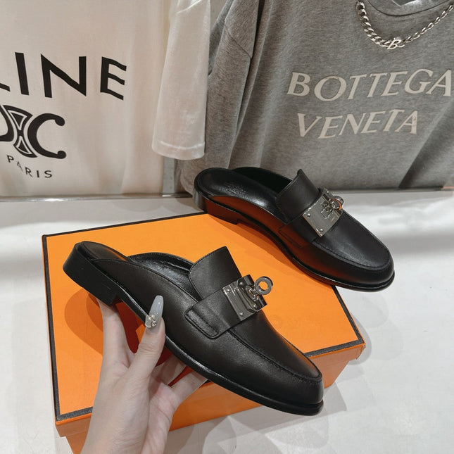 IOTA MULE BLACK CALFSKIN