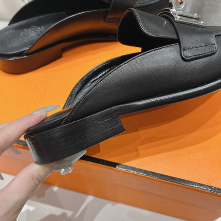 IOTA MULE BLACK CALFSKIN