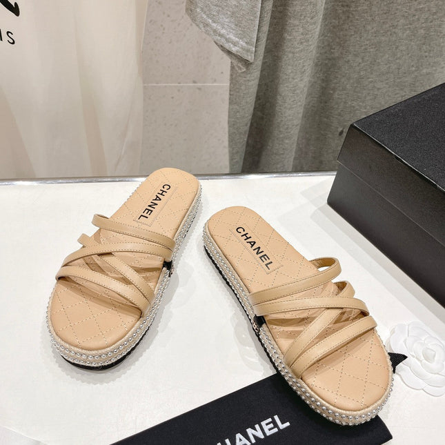 SLIPPERS CROSS STRAPS IN BEIGE CREAM LAMBSKIN