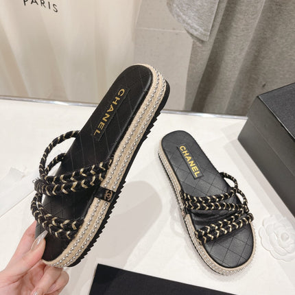 WOVEN STRAP SLIPPERS IN BLACK LAMBSKIN