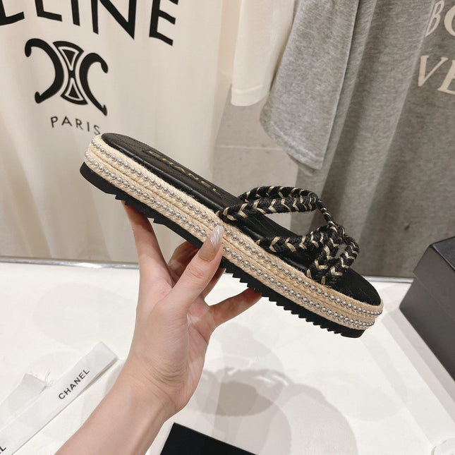 WOVEN STRAP SLIPPERS IN BLACK LAMBSKIN