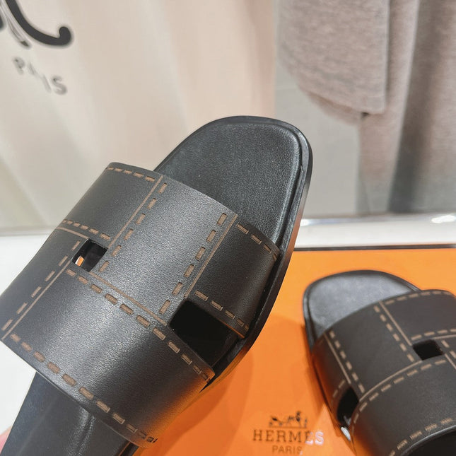 Idioma Sandal Black Calfskin