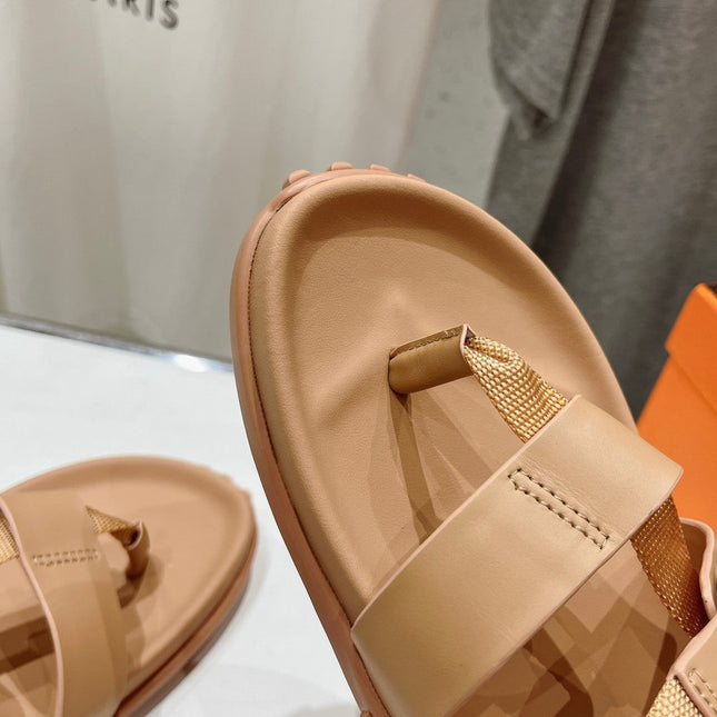 SANDAL BRAIDED 30 CHAMPAGNE CALFSKIN