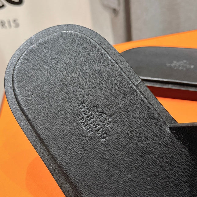 IZMIR SANDAL BLACK MIX WHITE LAMBSKIN