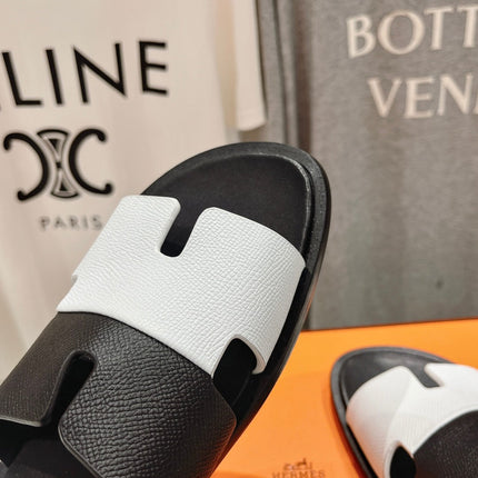 IZMIR SANDAL BLACK MIX WHITE LAMBSKIN