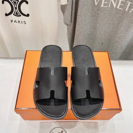 IZMIR SANDAL BLACK LAMBSKIN