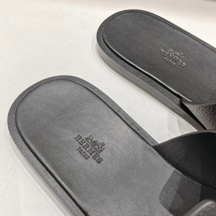 IZMIR SANDAL BLACK LAMBSKIN