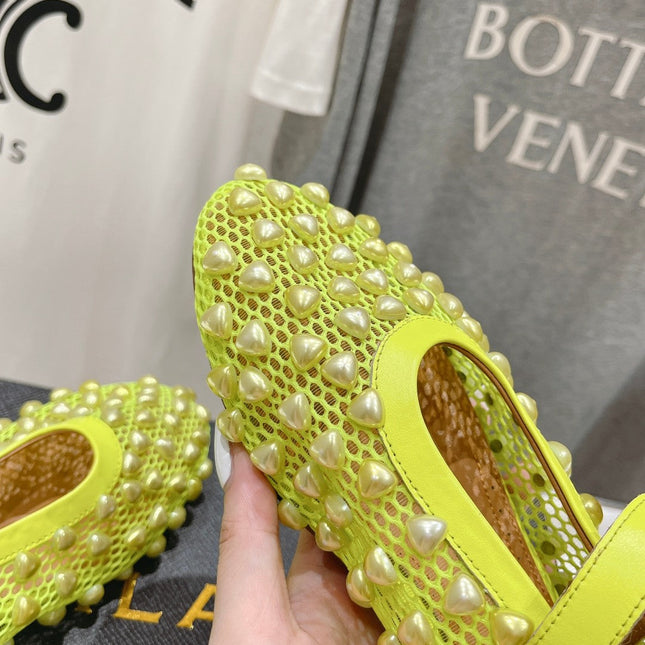 ALAIA PEARL MARY JANE SHOES IN NEON YELLOW MESH AND CALFSKIN