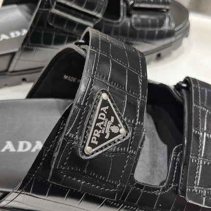PRA CROCODILE LEATHER MOTIF SANDALS BLACK CALFSKIN