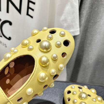 ALAIA PEARL MARY JANE SHOES IN YELLOW CORN LAMBSKIN