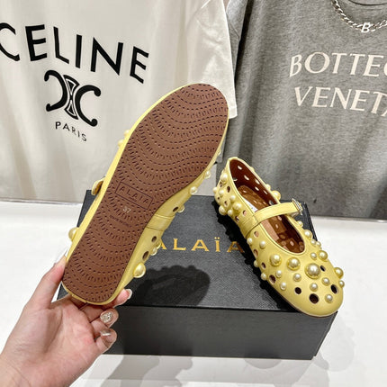 ALAIA PEARL MARY JANE SHOES IN YELLOW CORN LAMBSKIN