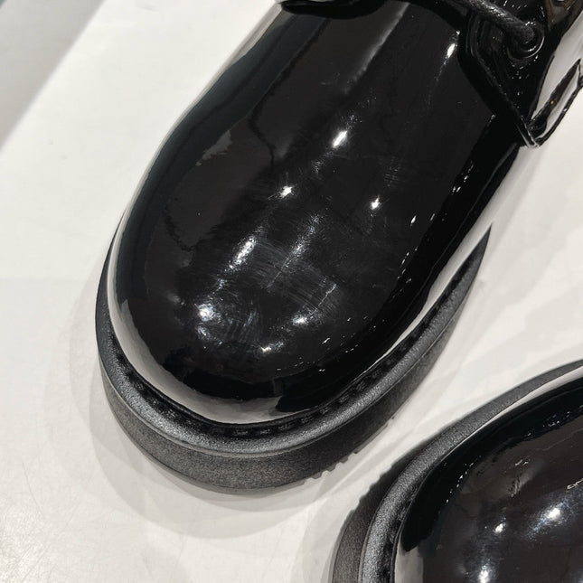PRA BRUSHED LEATHER LOAFERS GLOSSY BLACK